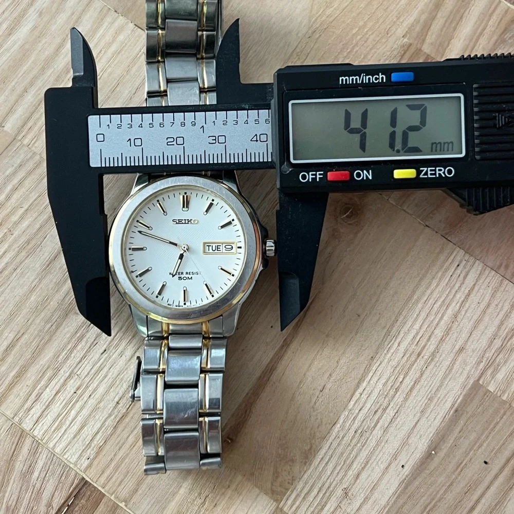 Seiko Vintage Men’s Watch White Dial Date Window Two-Tone Bracelet New Crystal